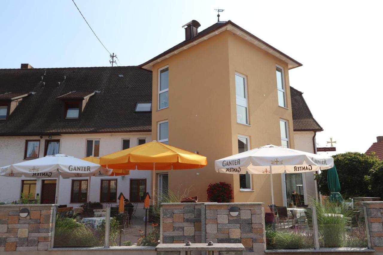 נוינבורג אם ריין Gasthof Zum Kreuz מראה חיצוני תמונה